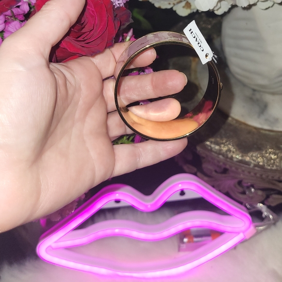 BRAND NEW COACH CUFF BRACELET - Picture 7 of 9